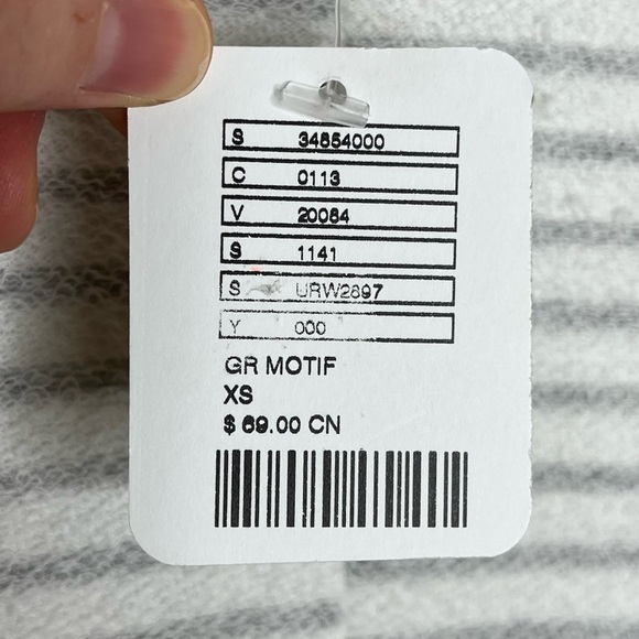 TRULY Madly Deeply Oversized Striped V Neck Sweater Batwing Sleeves - Picture 6 of 6